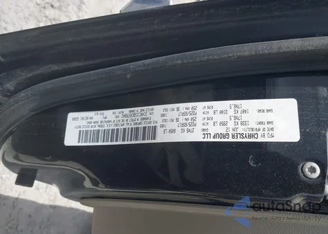 2012 Chrysler Town & Country Touring-L z USA, uszkodzony, nr VIN 2C4RC1CG8CR376842